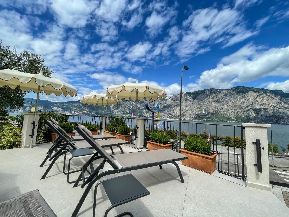 Hotel Oasi Beach Malcesine Ngoại thất bức ảnh