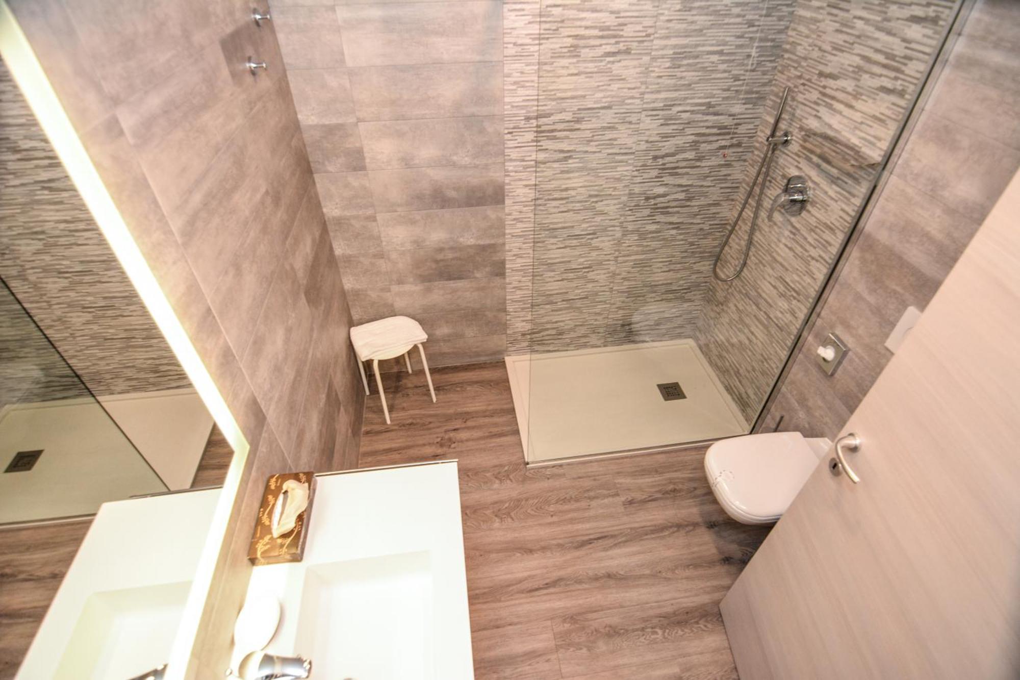 Hotel Oasi Beach Malcesine Ngoại thất bức ảnh
