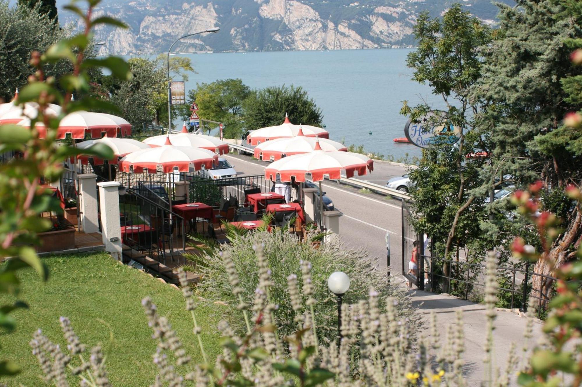 Hotel Oasi Beach Malcesine Ngoại thất bức ảnh