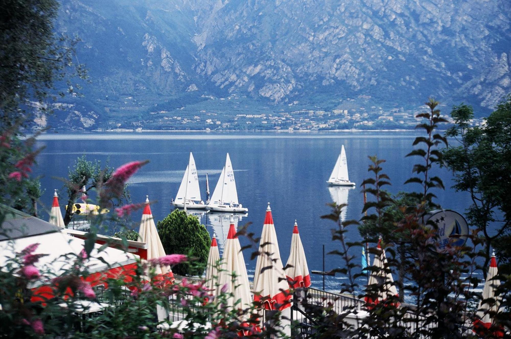 Hotel Oasi Beach Malcesine Ngoại thất bức ảnh