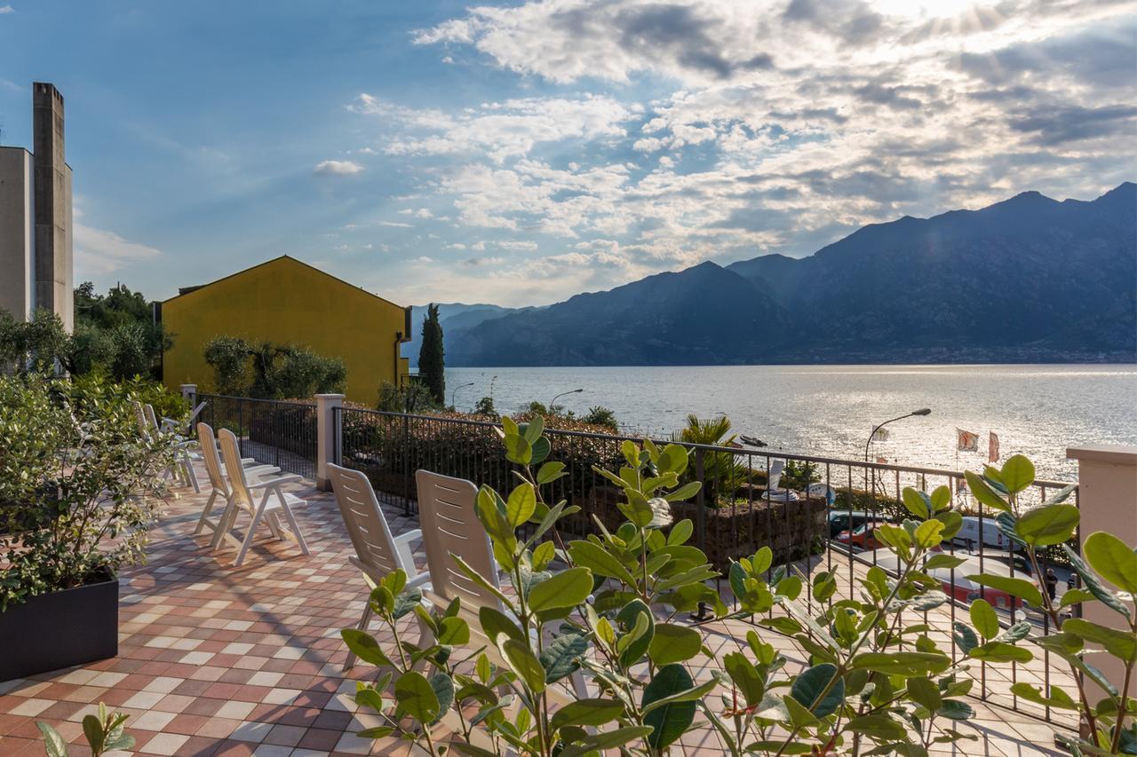 Hotel Oasi Beach Malcesine Ngoại thất bức ảnh